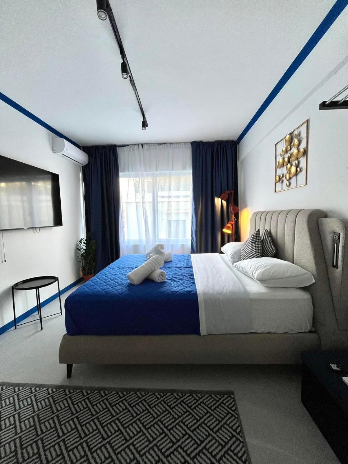 Syntagma Plaka Suite By Zeussuites Athens Exterior photo